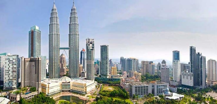 kuala-lumpur-malaysia-beautiful-twin-towers