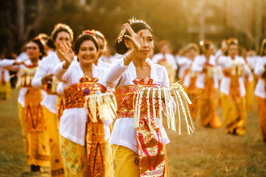 bali indonesia woman