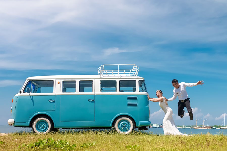 honeymoon couple in bali