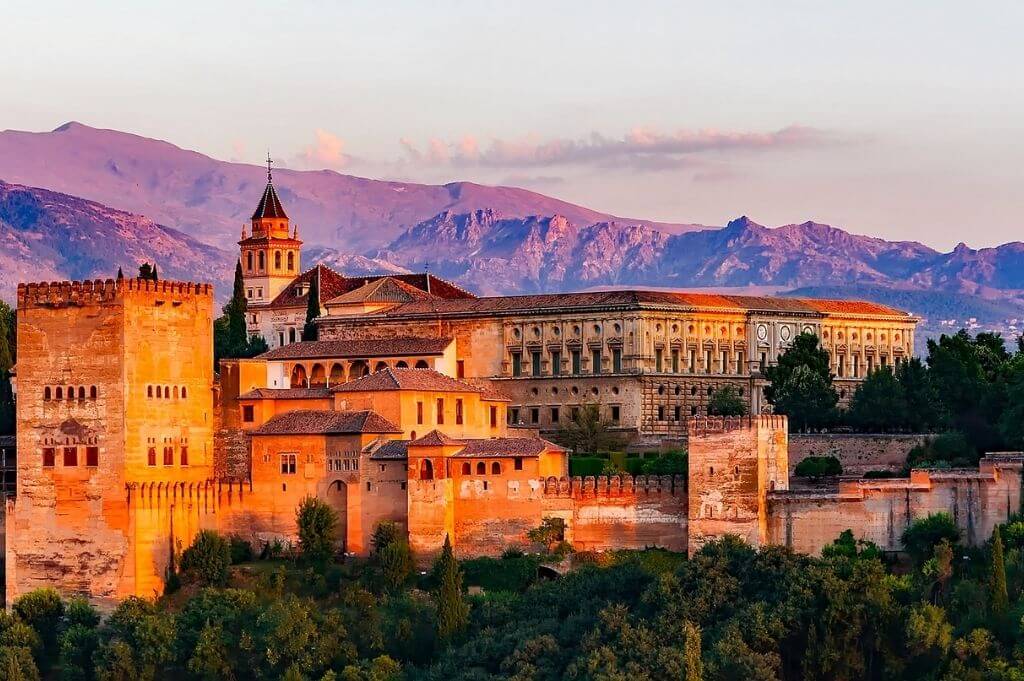 Granada - cheap place to visit for college students